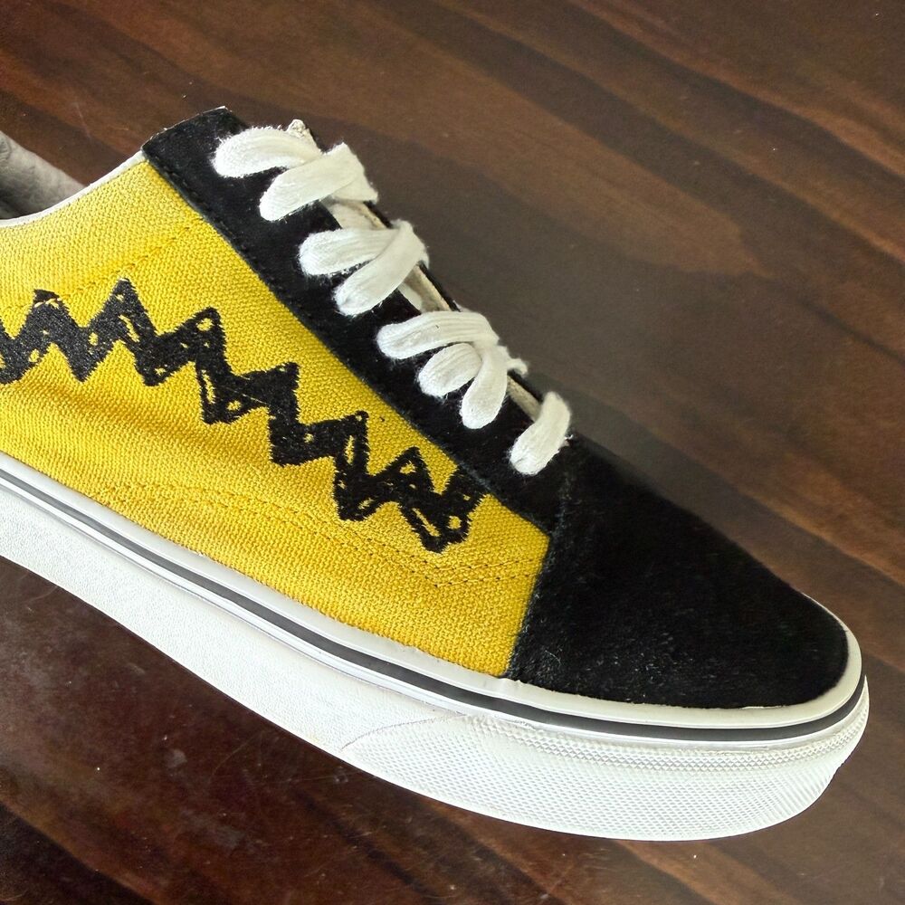 Vans Yellow and Black Low-Top Athletic Sneakers - Picture 10 of 11